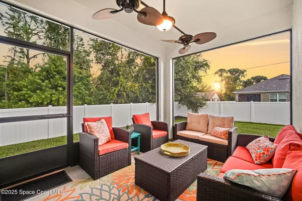 Palm Bay, FL 32909,893 Altura AVE SE