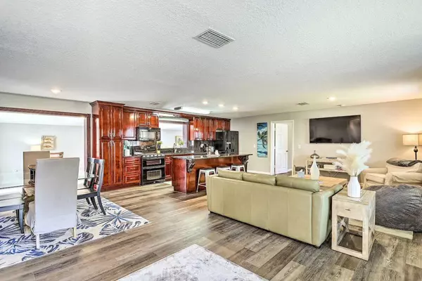 Merritt Island, FL 32952,1293 Fiddler AVE N