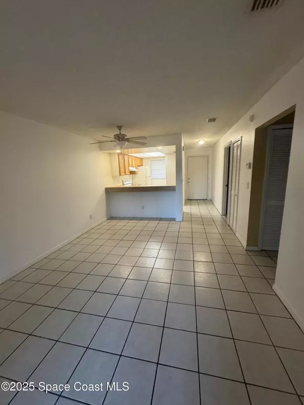 Titusville, FL 32780,3061 Sir Hamilton CIR #10