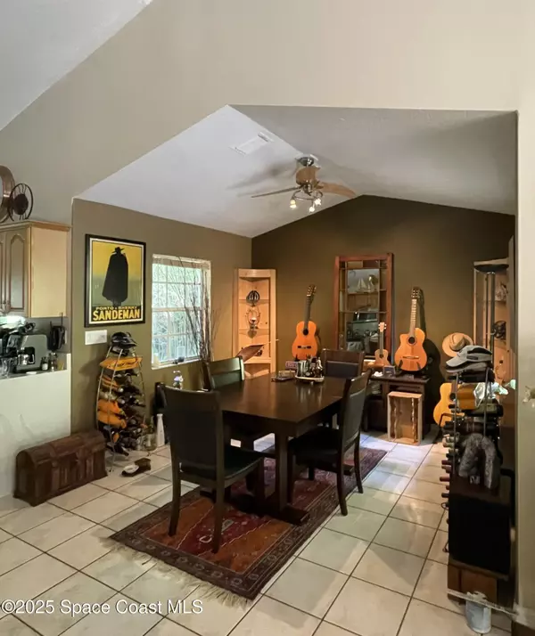 Melbourne Beach, FL 32951,275 Ibis DR