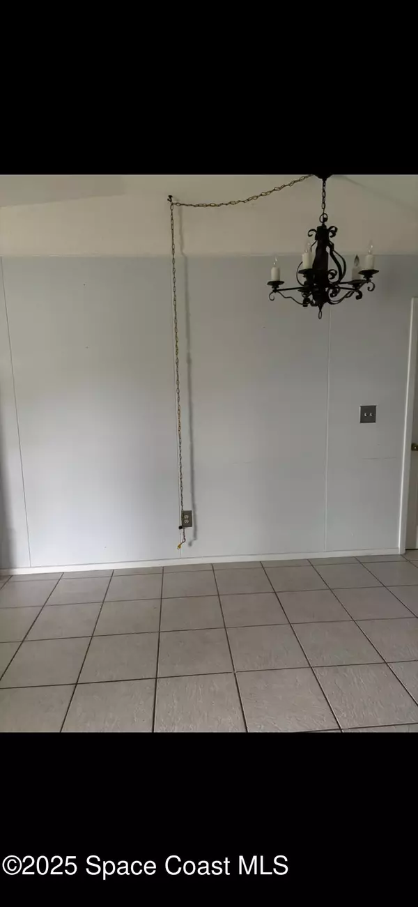 Palm Bay, FL 32905,817 Bianca DR NE