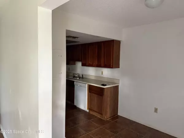 Cape Canaveral, FL 32920,238 Chandler ST #101