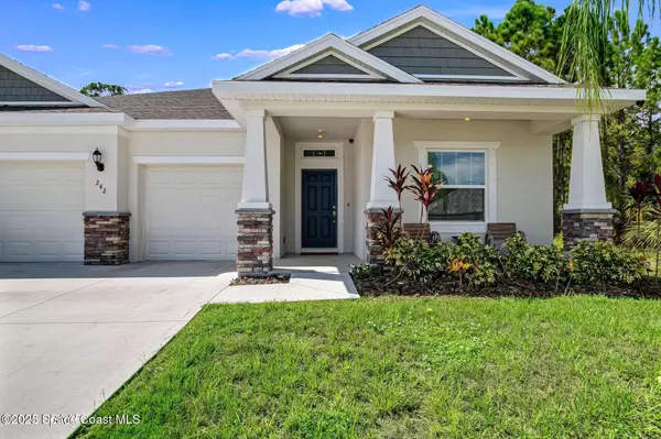 242 Heritage ST SW, Palm Bay, FL 32909