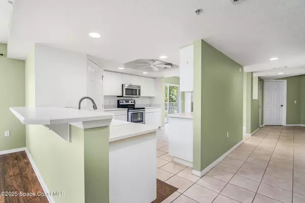 Cape Canaveral, FL 32920,8921 Lake DR #206