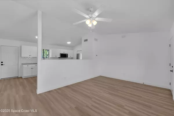 Palm Bay, FL 32907,322 Ixora AVE NW