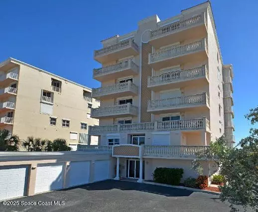 Cocoa Beach, FL 32931,209 N Atlantic AVE #6