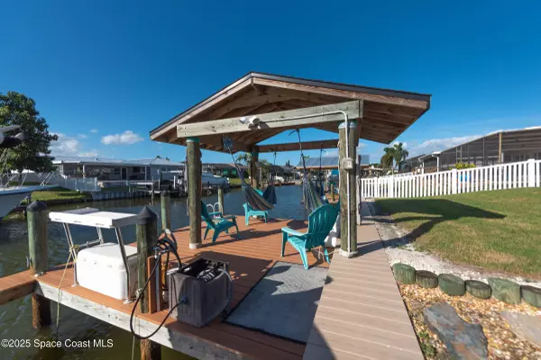 Merritt Island, FL 32953,205 Via Havarre