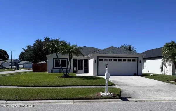 8020 Bracken LN, Melbourne, FL 32940