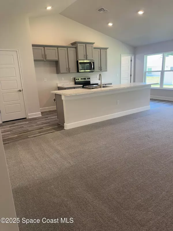 Palm Bay, FL 32908,1347 De Groodt RD SW