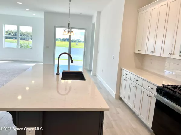 Melbourne, FL 32940,2908 Pangea CIR