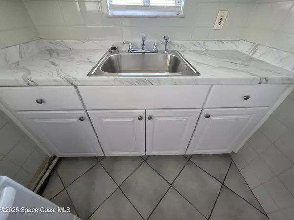 Merritt Island, FL 32953,105 Palmetto AVE #12a