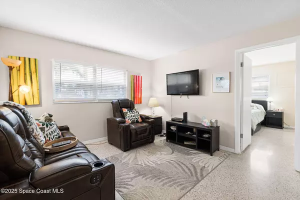 Cape Canaveral, FL 32920,7515 Ridgewood AVE #17a