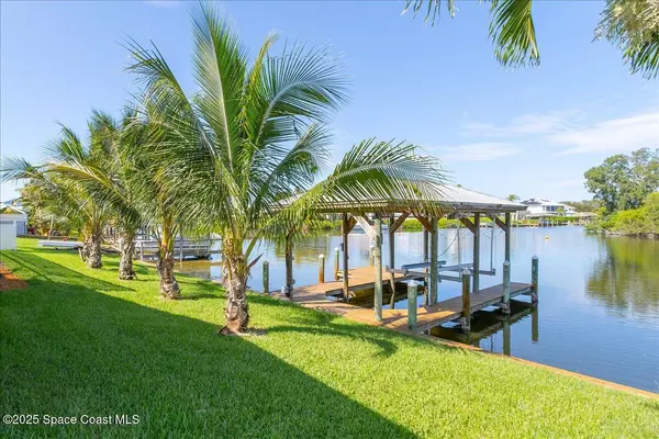 Satellite Beach, FL 32937,436 Thrush DR