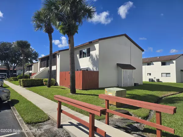 Melbourne, FL 32934,620 Ridge Club DR #88