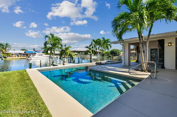 17 Danube River DR, Cocoa Beach, FL 32931