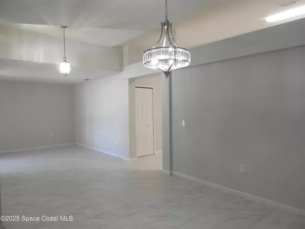 Palm Bay, FL 32907,895 Brookson AVE NW