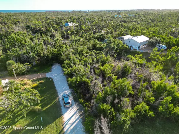 Fort Myers Beach, FL 33931,491 Marian RD