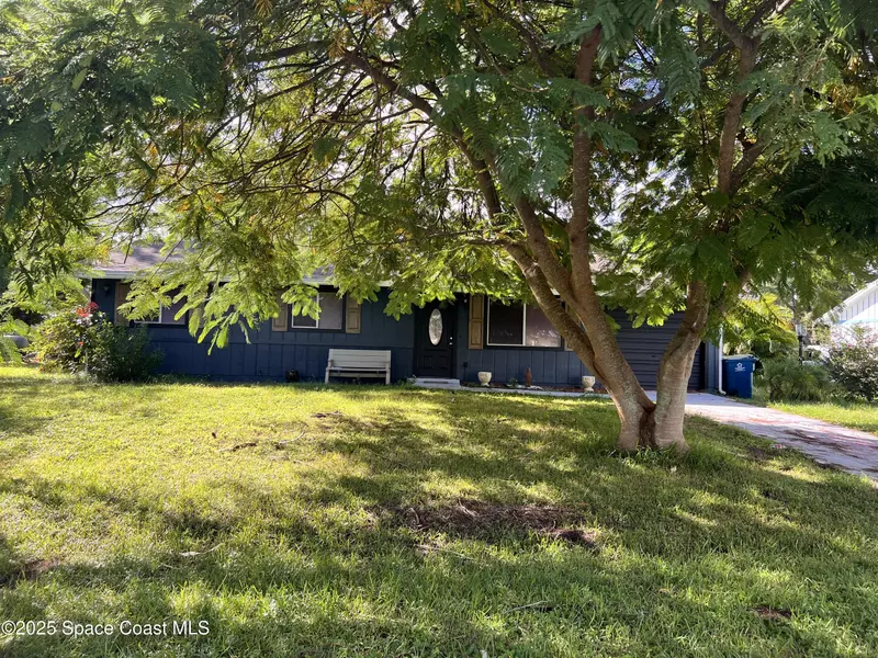 810 Vantage ST SE, Palm Bay, FL 32909