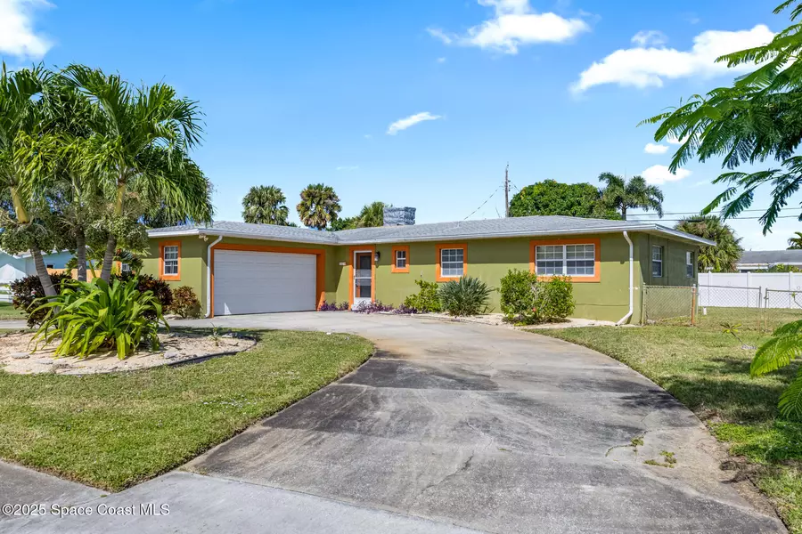 370 Cinnamon DR, Satellite Beach, FL 32937