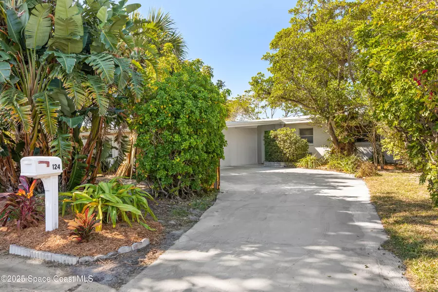 124 Aucila RD, Cocoa Beach, FL 32931