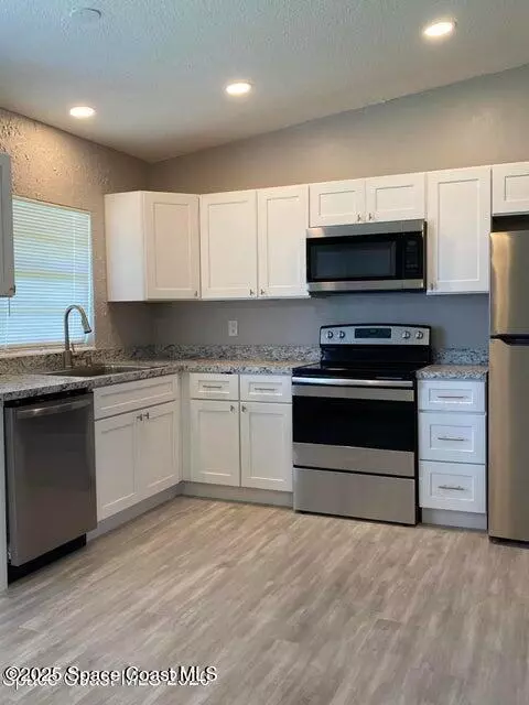 Cocoa Beach, FL 32931,127 Roosevelt AVE #C