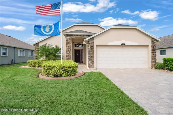 1671 Lago Mar DR, Melbourne, FL 32940
