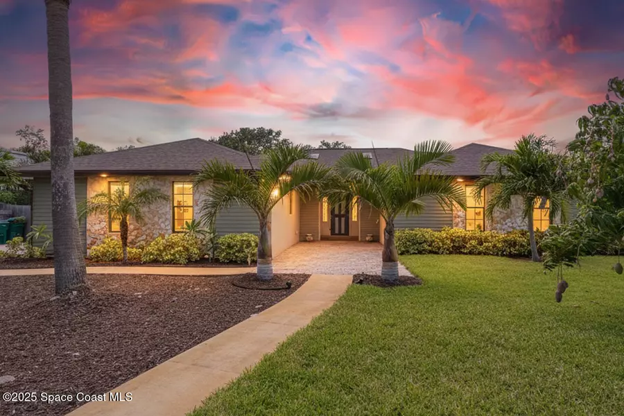 7 Inwood WAY, Indian Harbour Beach, FL 32937