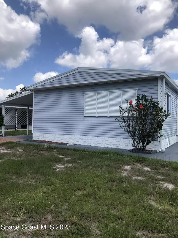 522 Egret CIR, Sebastian, FL 32976