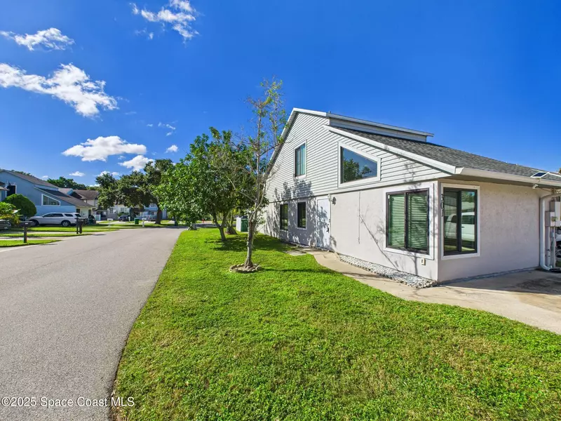 301 Sherwood PL, Merritt Island, FL 32953