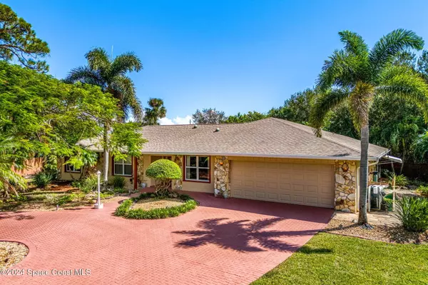 4 Colonial WAY, Indian Harbour Beach, FL 32937