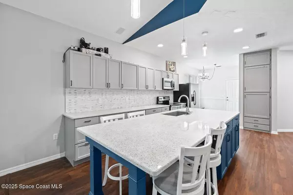 Satellite Beach, FL 32937,612 Mar Brisa CT