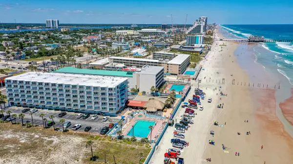 Daytona Beach, FL 32118,313 S Atlantic AVE #629
