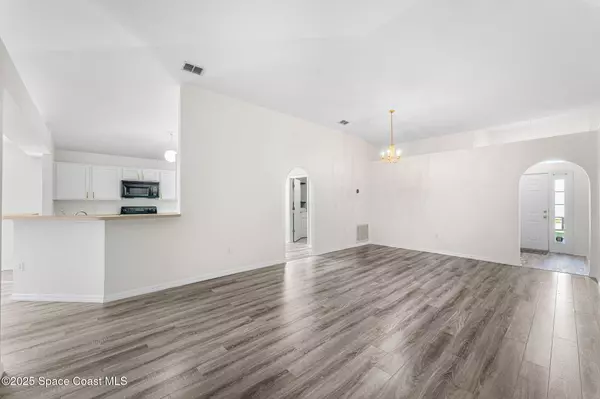 Melbourne, FL 32934,1167 White Oak CIR