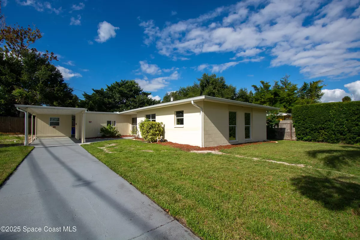 Rockledge, FL 32955,64 Knollwood DR