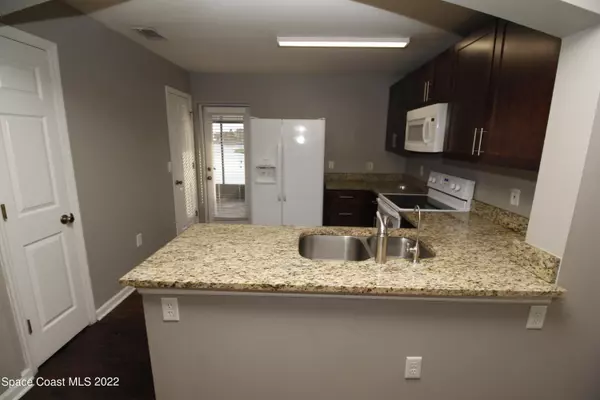 Melbourne, FL 32901,1265 Luminary CIR #102
