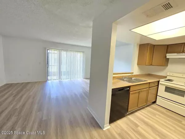 Melbourne, FL 32935,1052 Mollie LN