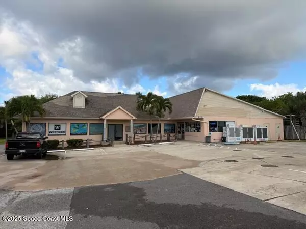100 Long Point RD #2, Melbourne Beach, FL 32951
