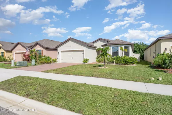 Palm Bay, FL 32909,943 Remington Green DR SE