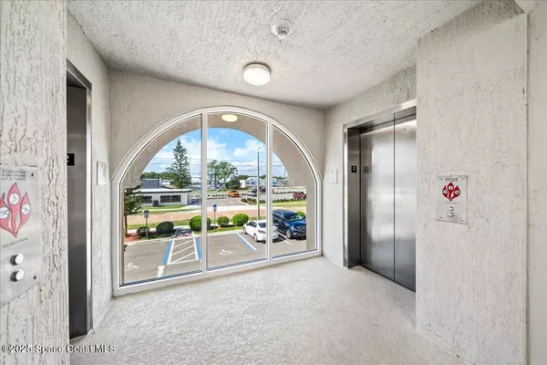 Titusville, FL 32780,1805 Riverside DR #206