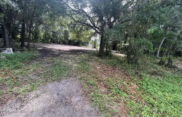 Titusville, FL 32780,5122 Riveredge DR