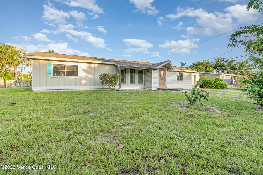 2155 Palm AVE, Indialantic, FL 32903
