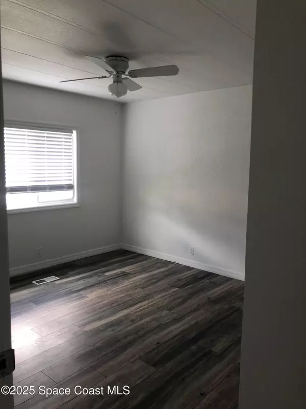 Barefoot Bay, FL 32976,522 Egret CIR