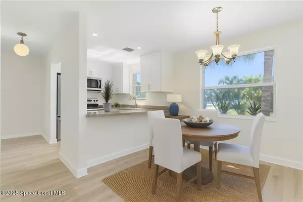 Vero Beach, FL 32962,38 Vista Gardens TRL #207