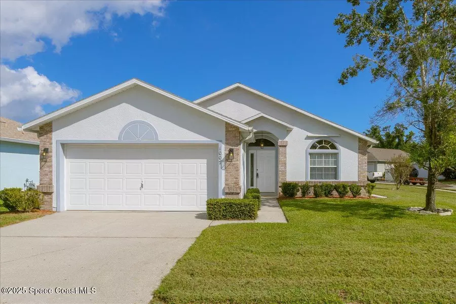 1007 Pine Creek CIR NE, Palm Bay, FL 32905