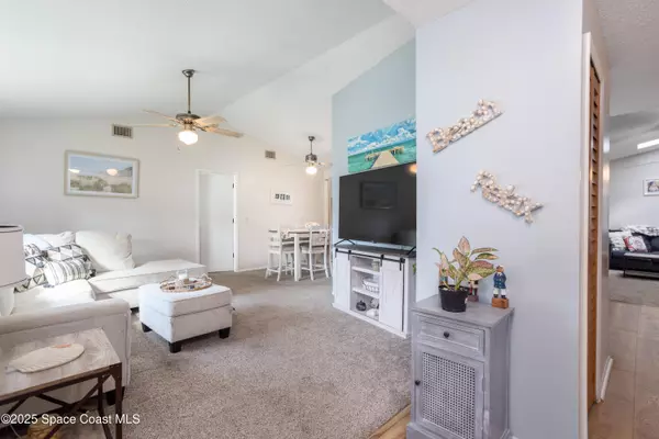 Palm Bay, FL 32907,949 Custer ST NW