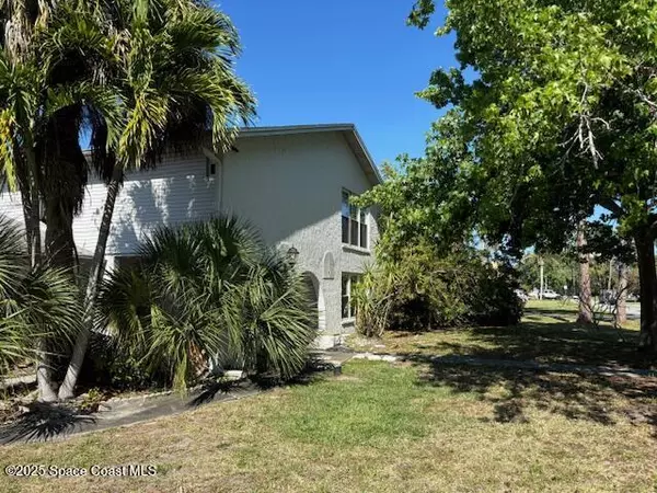 Merritt Island, FL 32952,420 Pine BLVD