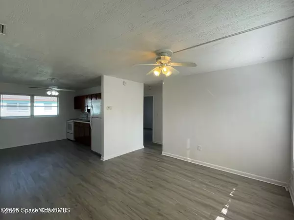 Melbourne, FL 32935,210 Wolverine ST