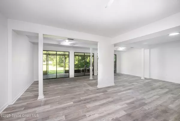 Rockledge, FL 32955,1221 Saint Andrews DR