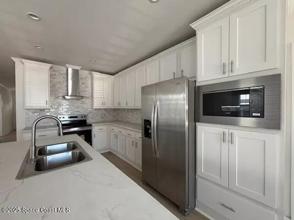 Barefoot Bay, FL 32976,723 Hyacinth CIR