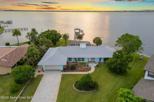 1806 Pine ST, Melbourne Beach, FL 32951